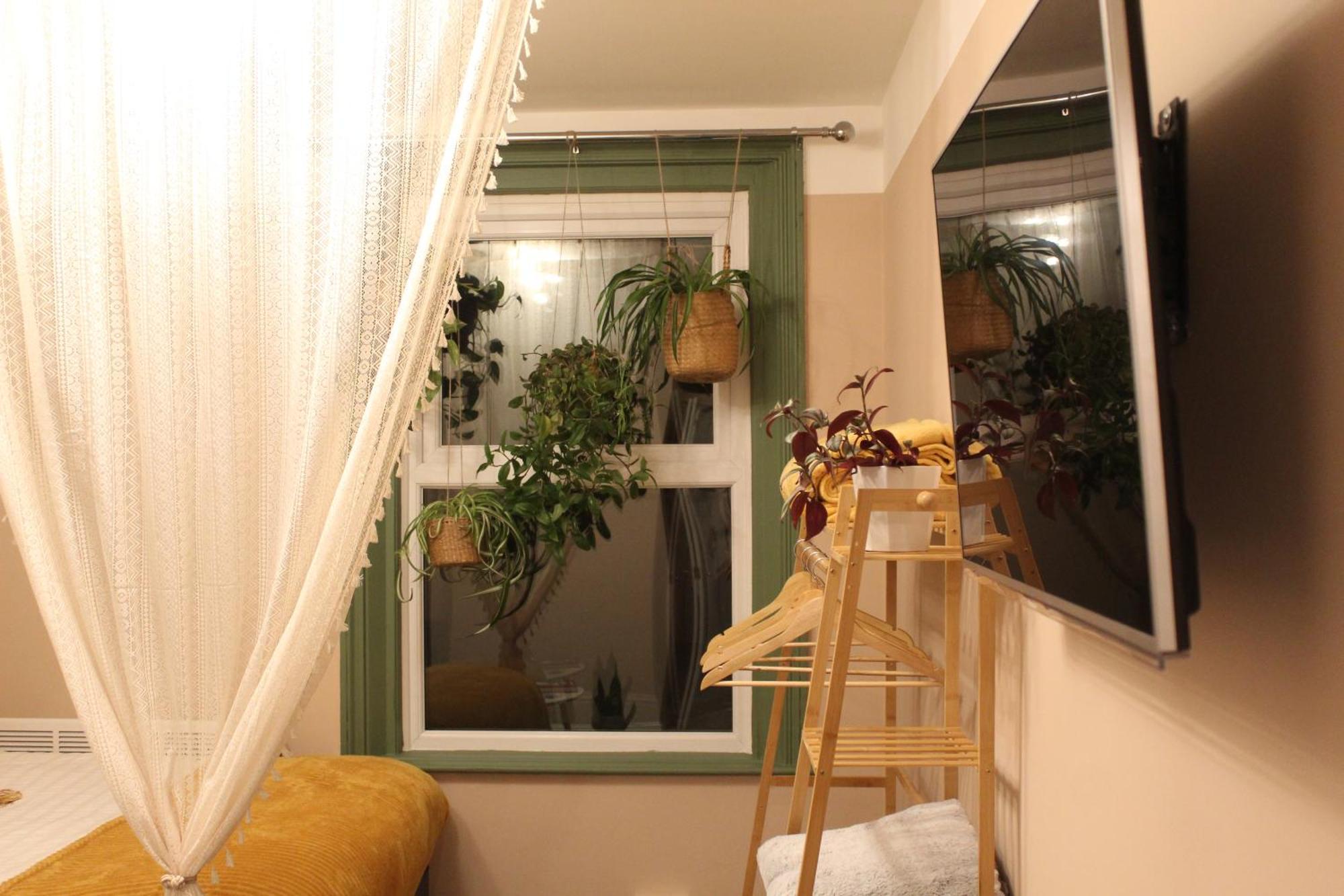 Peacehaven Retreat - 4 Minutes From The Beach! Pet Friendly! เวย์มัธ ภายนอก รูปภาพ
